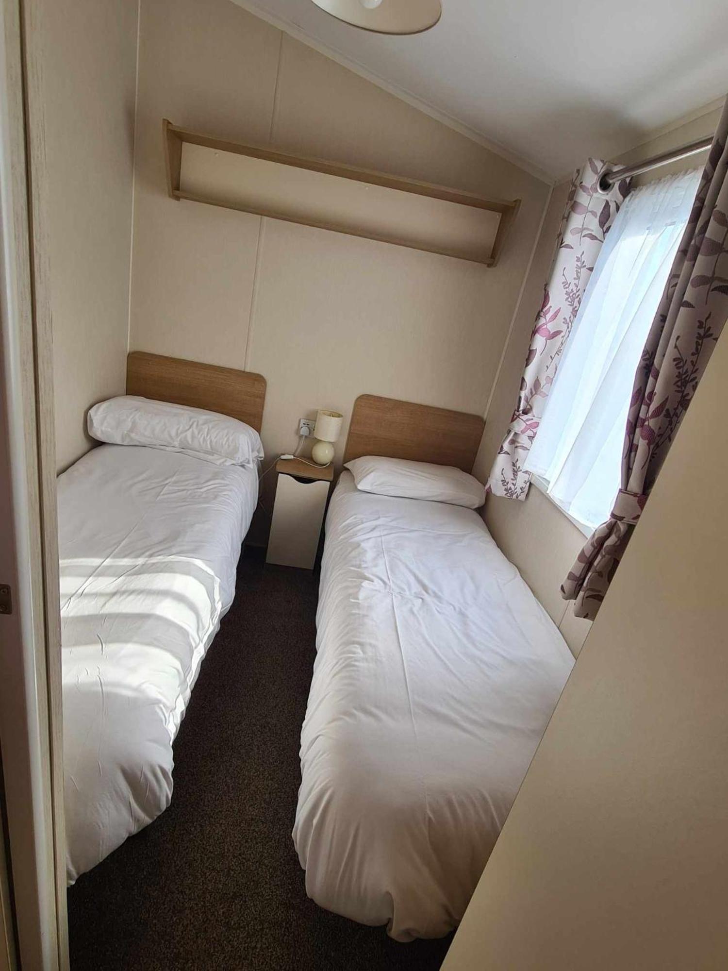 Happy Days Caravan Primrose Valley Filey Esterno foto
