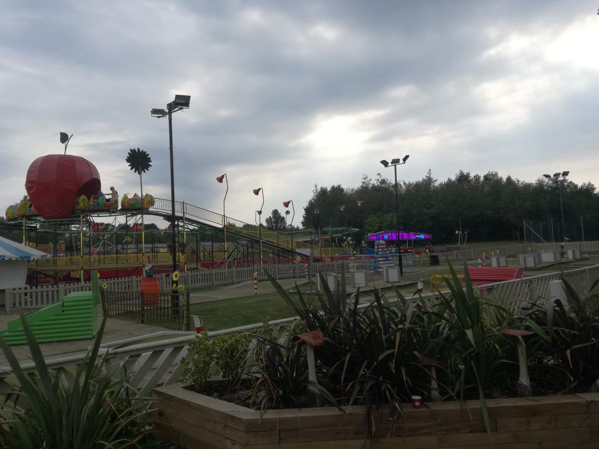 Happy Days Caravan Primrose Valley Filey Esterno foto